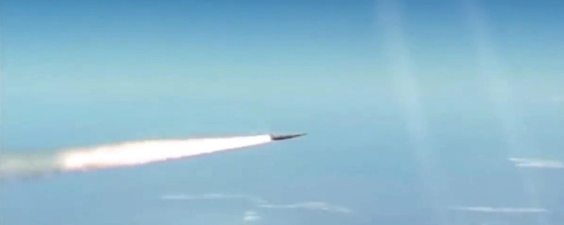 Russia's Kinzhal hypersonic air-launched ballistic missile. - Sputnik International, 1920, 18.07.2025