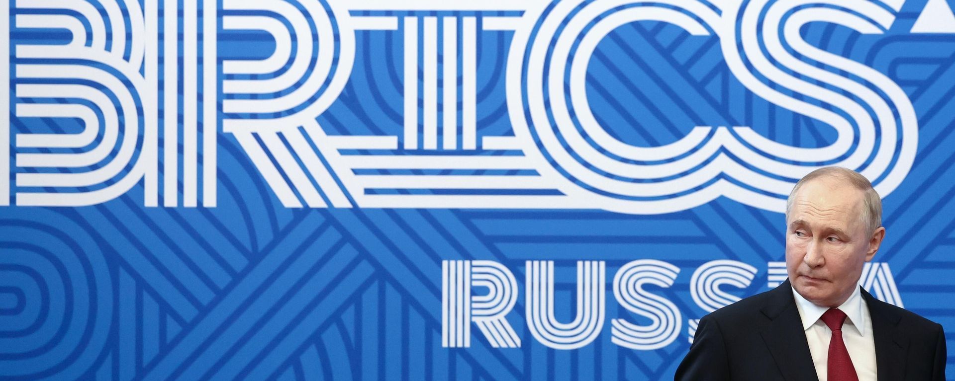 President Vladimir Putin took part in the work of the X BRICS Parliamentary Forum President Vladimir Putin took part in the work of the X BRICS Parliamentary Forum - Sputnik International, 1920, 19.10.2024