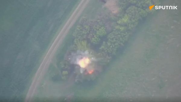 Russian Forces Destroy Ukrainian EW Station With Lancet Drone Near Kherson - Sputnik International