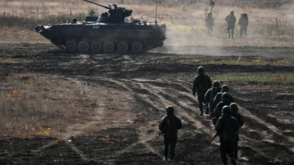 Russian servicemen at a training ground in the rear area of ​​the special military operation. - Sputnik International