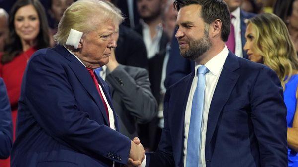 Republican presidential candidate former President Donald Trump and Republican vice presidential candidate Sen. JD Vance, R-Ohio, attend the first day of the Republican National Convention, Monday, July 15, 2024, in Milwaukee. (AP Photo/Evan Vucci) - Sputnik International