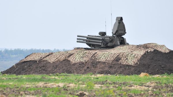 A Pantsir-S1 anti-aircraft missile and cannon mobile Complex (ZRPC) is seen at an airfield in the course of Russia's military operation in Ukraine, at the unknown location. - Sputnik International