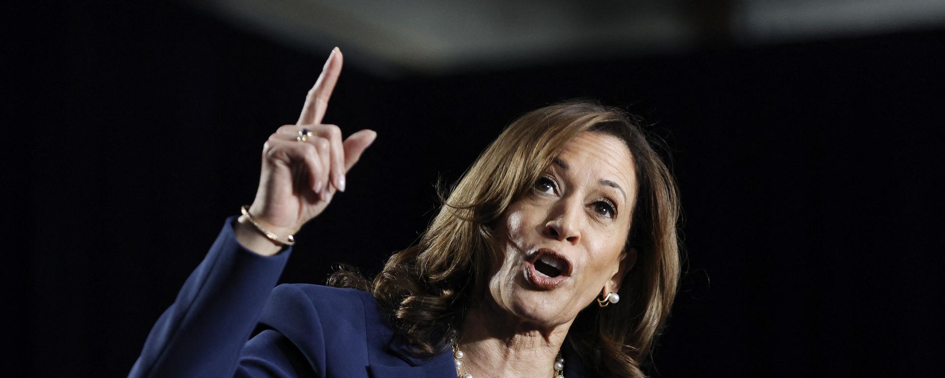 US Vice President and Democratic Presidential candidate Kamala Harris speaks at West Allis Central High School during her first campaign rally in Milwaukee, Wisconsin, on July 23, 2024. US Vice President and Democratic Presidential candidate Kamala Harris speaks at West Allis Central High School during her first campaign rally in Milwaukee, Wisconsin, on July 23, 2024. - Sputnik International, 1920, 11.08.2024