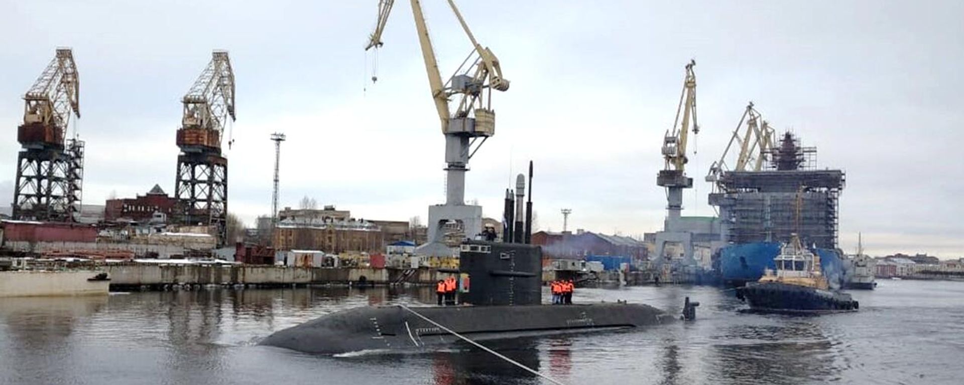 A diesel-electric submarine Kronstadt has left for running tests at the Admiralty Shipyards, in St. Petersburg, Russia - Sputnik International, 1920, 24.09.2026