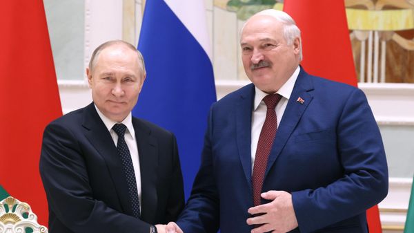 Russian President Vladimir Putin and Belarusian President Alexander Lukashenko Russian President Vladimir Putin and Belarusian President Alexander Lukashenko - Sputnik International