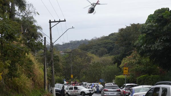 Police patrol the street leading to the gated community where a plane crashed in Vinhedo, Sao Paulo state, Brazil, Friday, Aug. 9, 2024.  - Sputnik International