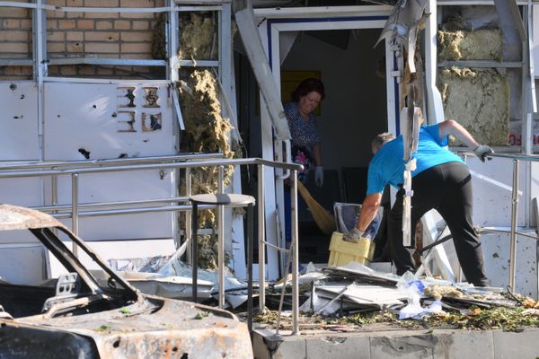 On the instructions of acting Governor Alexey Smirnov, Kursk Mayor Igor Kutsak created a special commission that has been working on the site since early morning. - Sputnik International