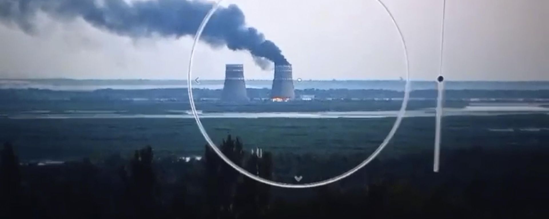 Smoke rises from a cooling tower of the Zaporozhye Nuclear Power Station, Energodar, Zaporozhye region on Sunday, Aug. 11, 2024 Smoke rises from a cooling tower of the Zaporozhye Nuclear Power Station, Energodar, Zaporozhye region on Sunday, Aug. 11, 2024 - Sputnik International, 1920, 12.08.2024