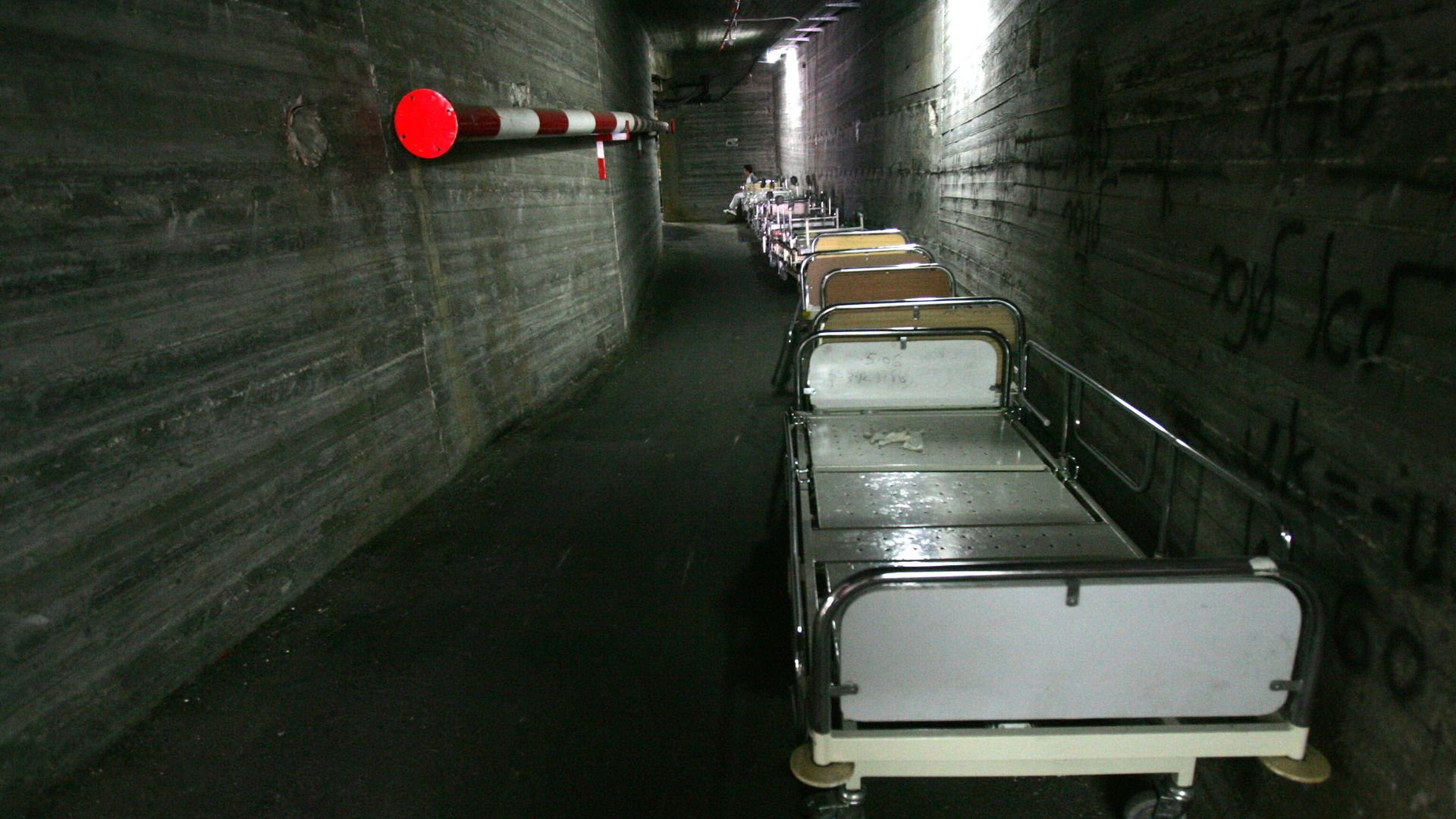 Hospital beds are seen at the bomb shelter in the hospital of the northern Israeli town of Nahariya. File photo. Hospital beds are seen at the bomb shelter in the hospital of the northern Israeli town of Nahariya. File photo. - Sputnik International, 1920, 26.08.2024