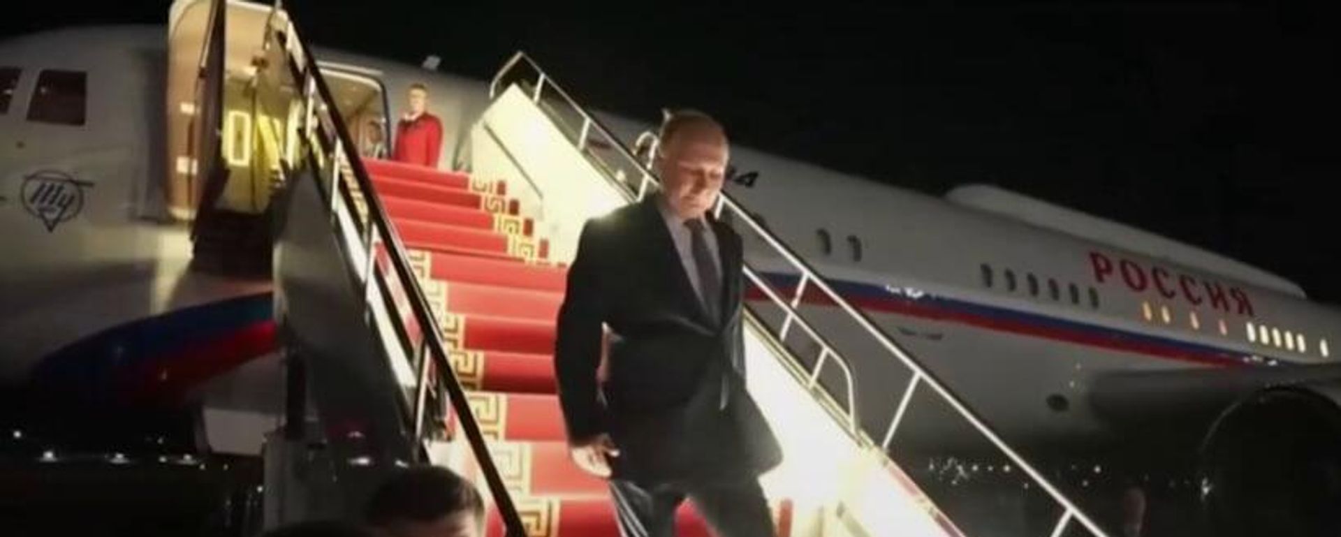 Vladimir Putin arrived in Mongolia on an official visit Vladimir Putin arrived in Mongolia on an official visit - Sputnik International, 1920, 02.09.2024