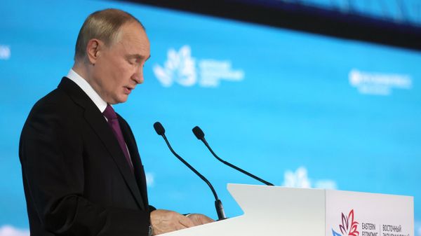 Russian President Vladimir Putin speaks during a plenary session of the 2024 Eastern Economic Forum (EEF) at the Far Eastern Federal University on Russky Island in Vladivostok, Russia. - Sputnik International