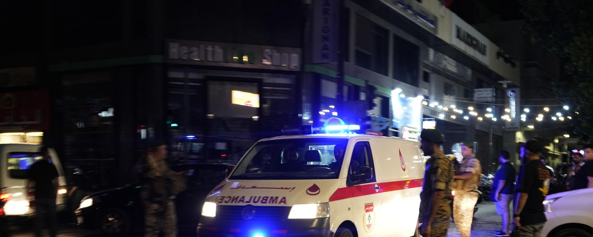 An ambulance carrying wounded people whose handheld pager exploded arrives outside at the American University hospital, in Beirut, Lebanon, Tuesday, Sept. 17, 2024. An ambulance carrying wounded people whose handheld pager exploded arrives outside at the American University hospital, in Beirut, Lebanon, Tuesday, Sept. 17, 2024. - Sputnik International, 1920, 18.09.2024