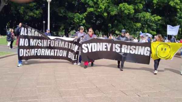 A demonstration is taking place in Australia’s Sydney against the Misinformation and Disinformation Bill proposed by the Labor Party - Sputnik International