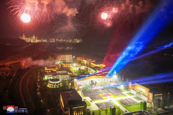Fireworks were set off "amid emotional cheers,” North Korean media reported. - Sputnik International