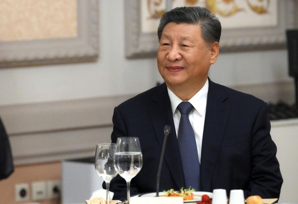Chinese President Xi Jinping attends the informal dinner of the BRICS' heads of delegations. - Sputnik International