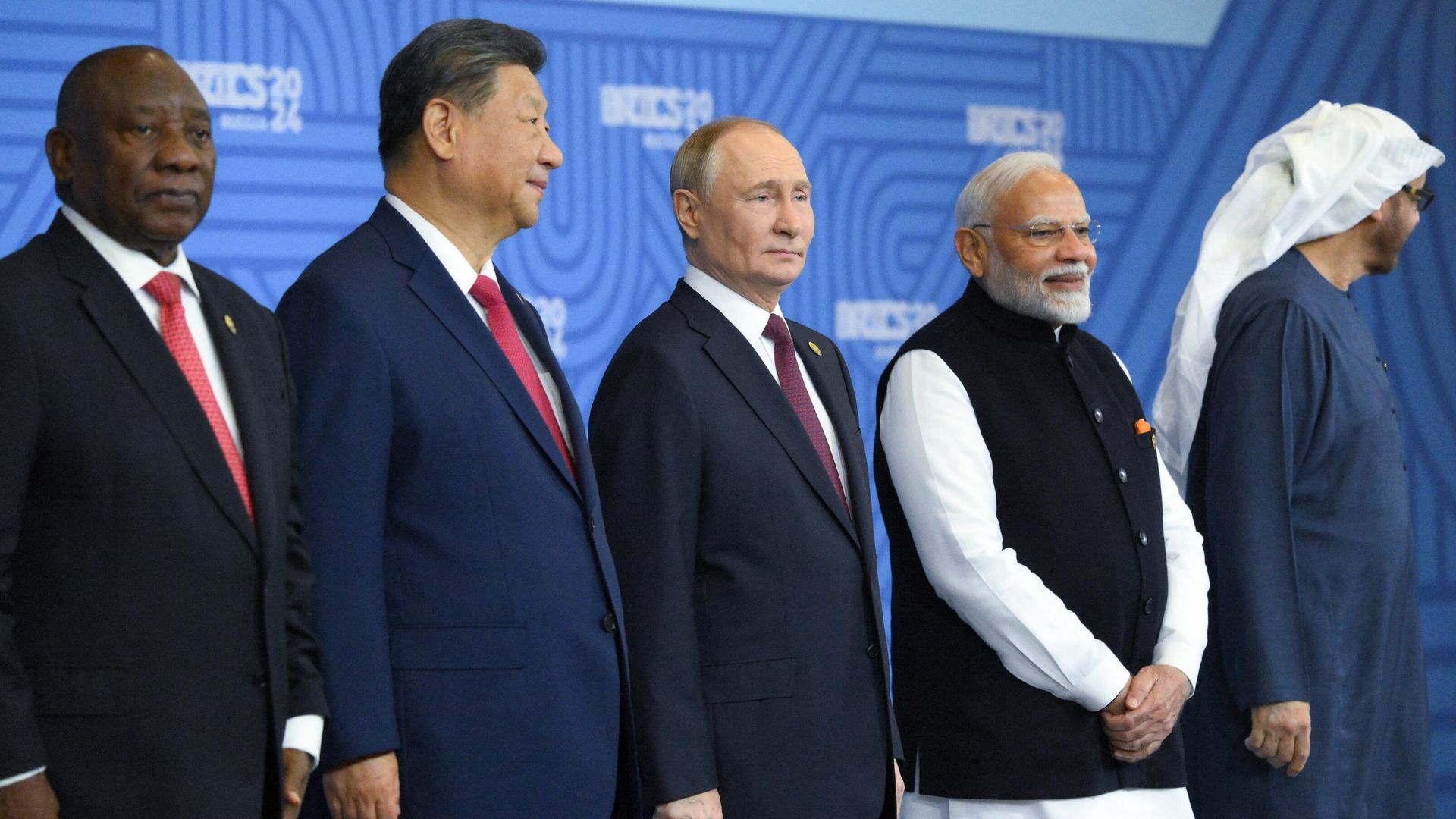 BRICS bloc leaders meeting for a photo session. From left to right: South African President Cyril Ramaphosa, Chinese President Xi Jinping, Russian President Vladimir Putin, Indian Prime Minister Narendra Modi and UAE President Mohamed bin Zayed Al Nahyan. BRICS bloc leaders meeting for a photo session. From left to right: South African President Cyril Ramaphosa, Chinese President Xi Jinping, Russian President Vladimir Putin, Indian Prime Minister Narendra Modi and UAE President Mohamed bin Zayed Al Nahyan. - Sputnik International, 1920, 23.10.2024