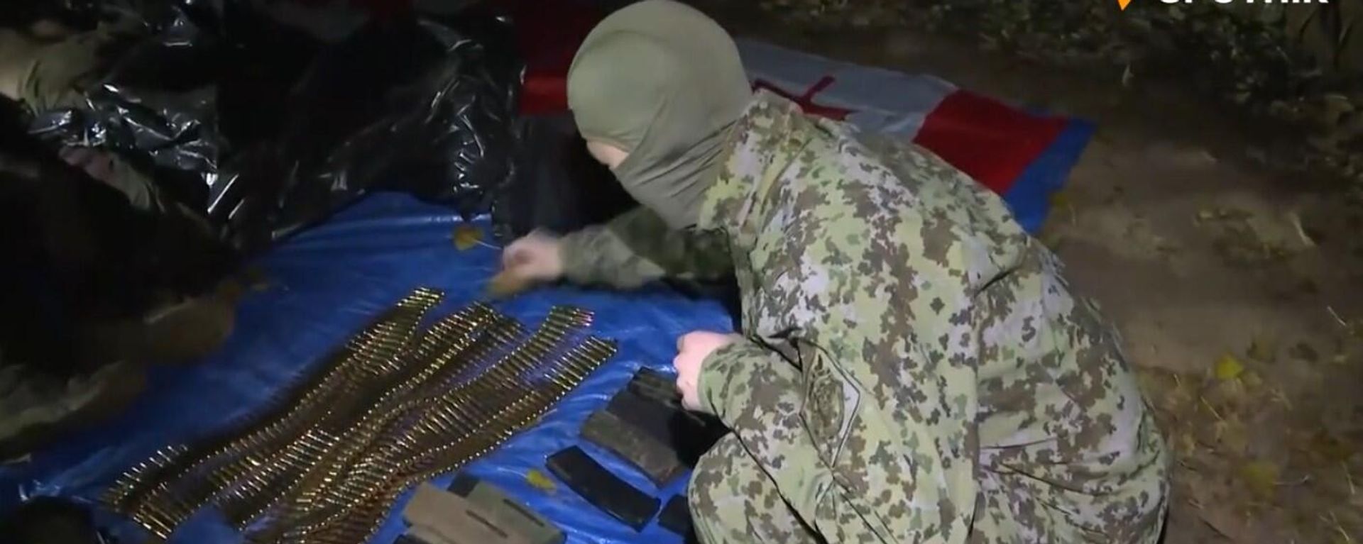 Russia’s FSB has published a new video showing weapons, ammunition, and equipment seized during an operation to repel an attack by foreign saboteurs on Russia’s Bryansk region Russia’s FSB has published a new video showing weapons, ammunition, and equipment seized during an operation to repel an attack by foreign saboteurs on Russia’s Bryansk region - Sputnik International, 1920, 29.10.2024