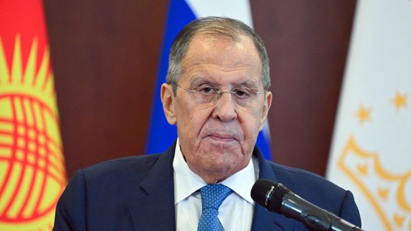Russian Foreign Minister Sergey Lavrov attends a news conference following a meeting of the Commonwealth of Independent States (CIS) Foreign Ministers Council in Moscow, Russia - Sputnik International