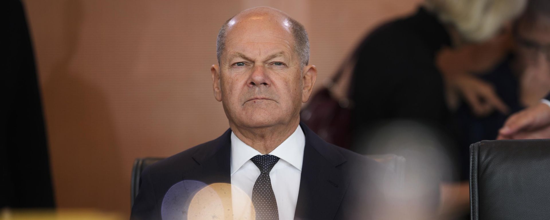 German Chancellor Olaf Scholz arrives for the cabinet meeting of the government at the chancellery in Berlin, Germany, Wednesday, Oct. 9, 2024. German Chancellor Olaf Scholz arrives for the cabinet meeting of the government at the chancellery in Berlin, Germany, Wednesday, Oct. 9, 2024. - Sputnik International, 1920, 07.11.2024