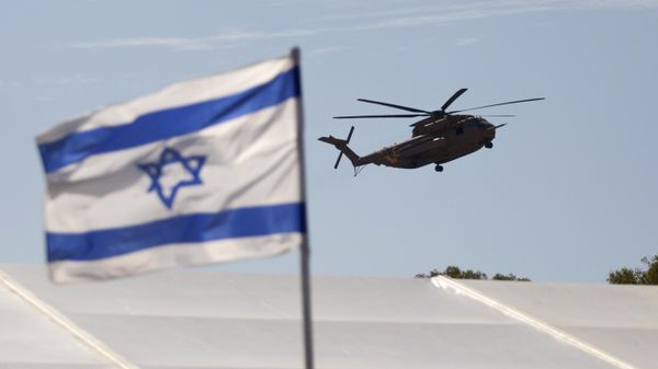 An Israeli military Helicopter carrying released soldier Gilad Schalit lands at Tel-Nof Air Force base, central Israel. - Sputnik International