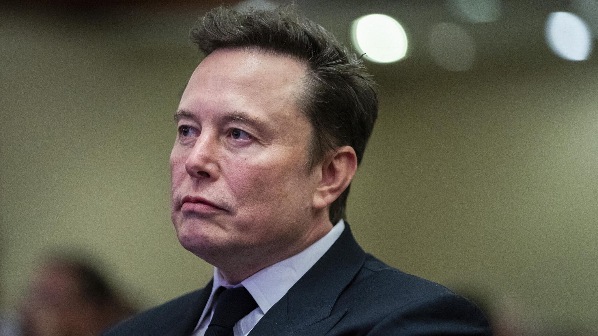 Starshield Restrictions Disrupt Ukrainian Drone Strikes as Musk Points to Pentagon