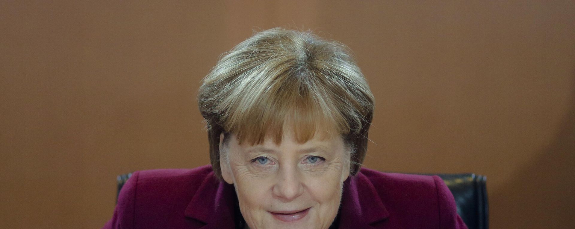 German Chancellor Angela Merkel attends the weekly cabinet meeting of the German government at the chancellery in Berlin, Germany, Friday, Dec. 9, 2016.  - Sputnik International, 1920, 21.11.2024