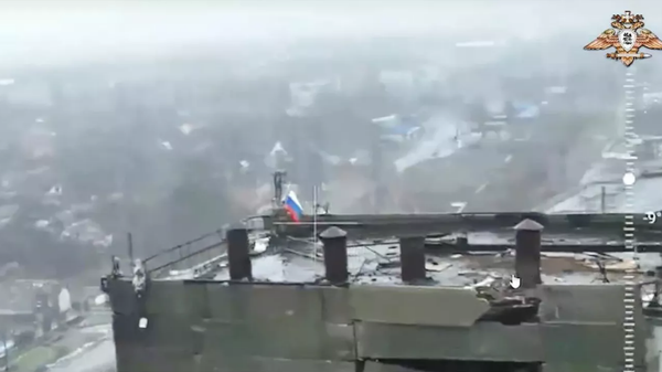 Russian flag in Kurakhovo - Sputnik International
