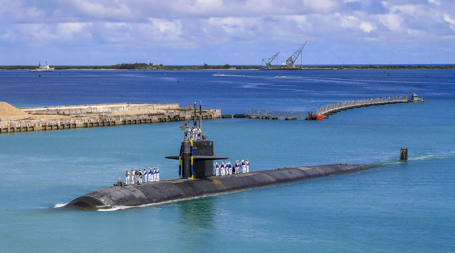 The Los Angeles-class fast attack submarine USS Oklahoma City (SSN 723) returns to U.S. Naval Base in Guam, Aug. 19, 2021. The Los Angeles-class fast attack submarine USS Oklahoma City (SSN 723) returns to U.S. Naval Base in Guam, Aug. 19, 2021. - Sputnik International, 1920, 16.12.2024