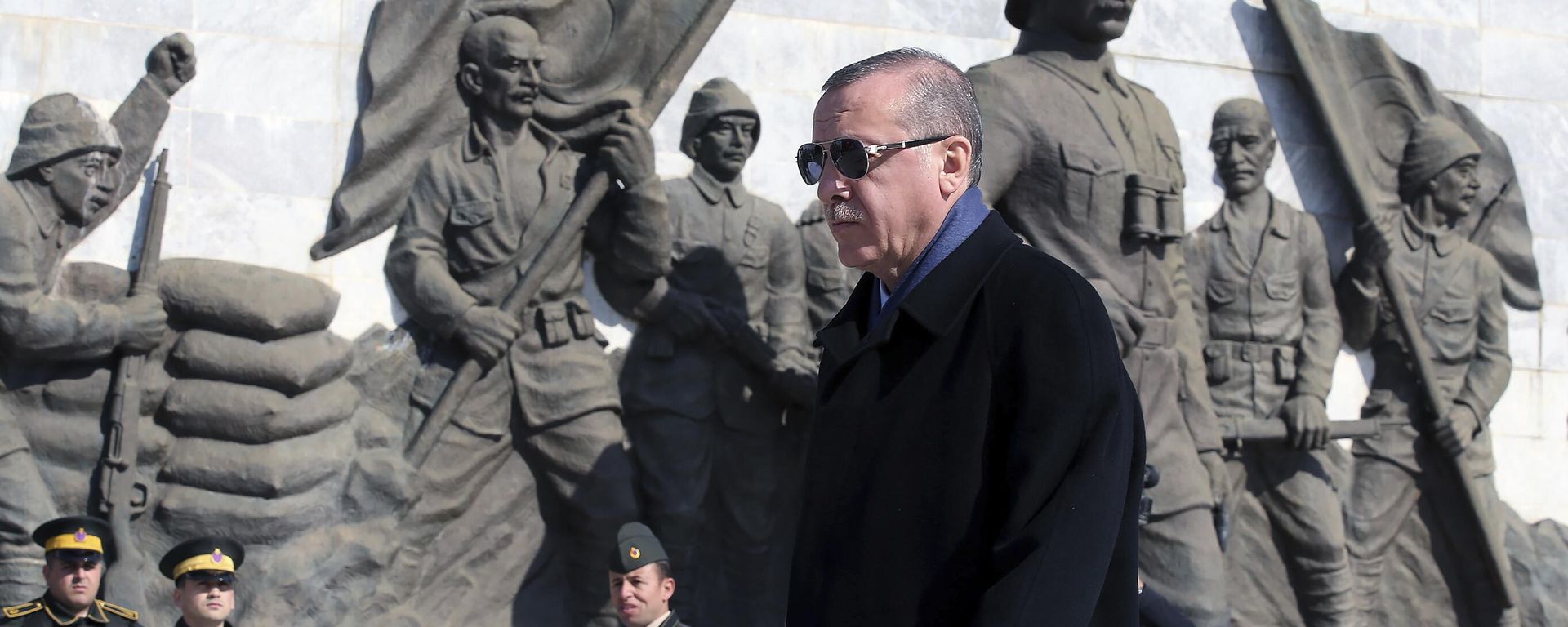 Turkey's President Recep Tayyip Erdogan walks during a ceremony marking the 102nd anniversary of Gallipoli campaign, in Gallipoli peninsula where troops under British command landed in 1915. File photo. Turkey's President Recep Tayyip Erdogan walks during a ceremony marking the 102nd anniversary of Gallipoli campaign, in Gallipoli peninsula where troops under British command landed in 1915. File photo. - Sputnik International, 1920, 24.12.2024