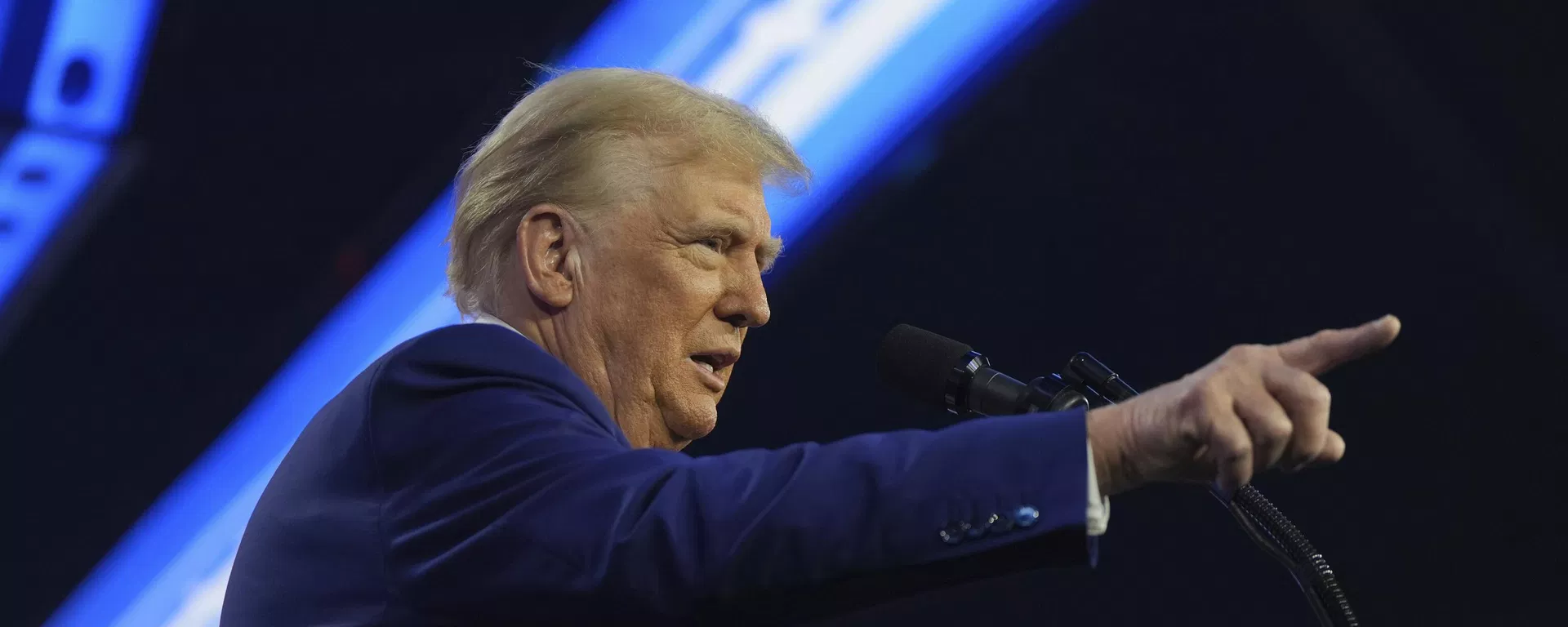 US President-elect Donald Trump speaks at AmericaFest, Sunday, Dec. 22, 2024, in Phoenix. US President-elect Donald Trump speaks at AmericaFest, Sunday, Dec. 22, 2024, in Phoenix. - Sputnik International, 1920, 11.10.2026