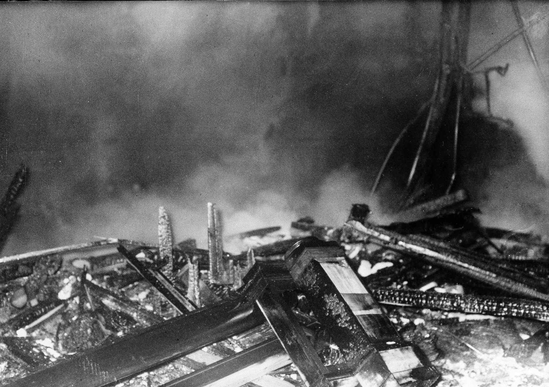 Interior view of the Reichstag building in Berlin, Germany, after it was gutted in a fire, Feb. 27, 1933. Interior view of the Reichstag building in Berlin, Germany, after it was gutted in a fire, Feb. 27, 1933. - Sputnik International, 1920, 12.01.2025