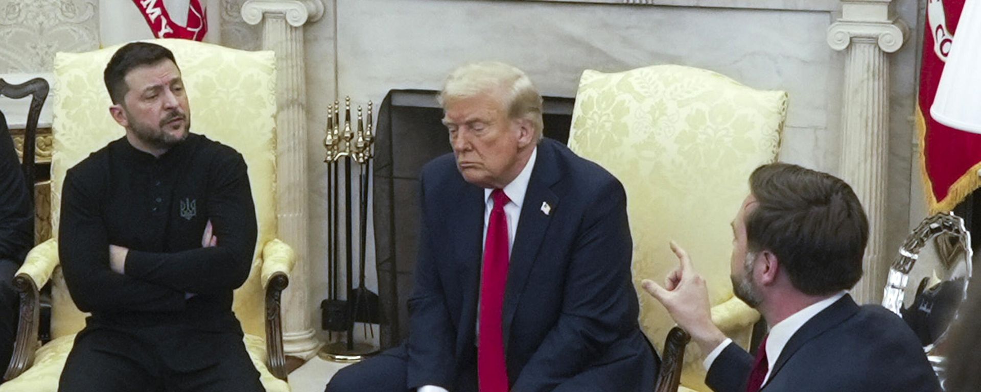 Vice President JD Vance, right, speaks with Ukraine's Volodymyr Zelensky, left, as President Donald Trump listens in the Oval Office at the White House, Friday, Feb. 28, 2025, in Washington.  - Sputnik International, 1920, 29.01.2026