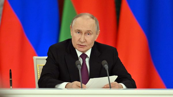 President Putin speaks to press during his March 13 meeting with Belarusian President Alexander Lukashenko. - Sputnik International
