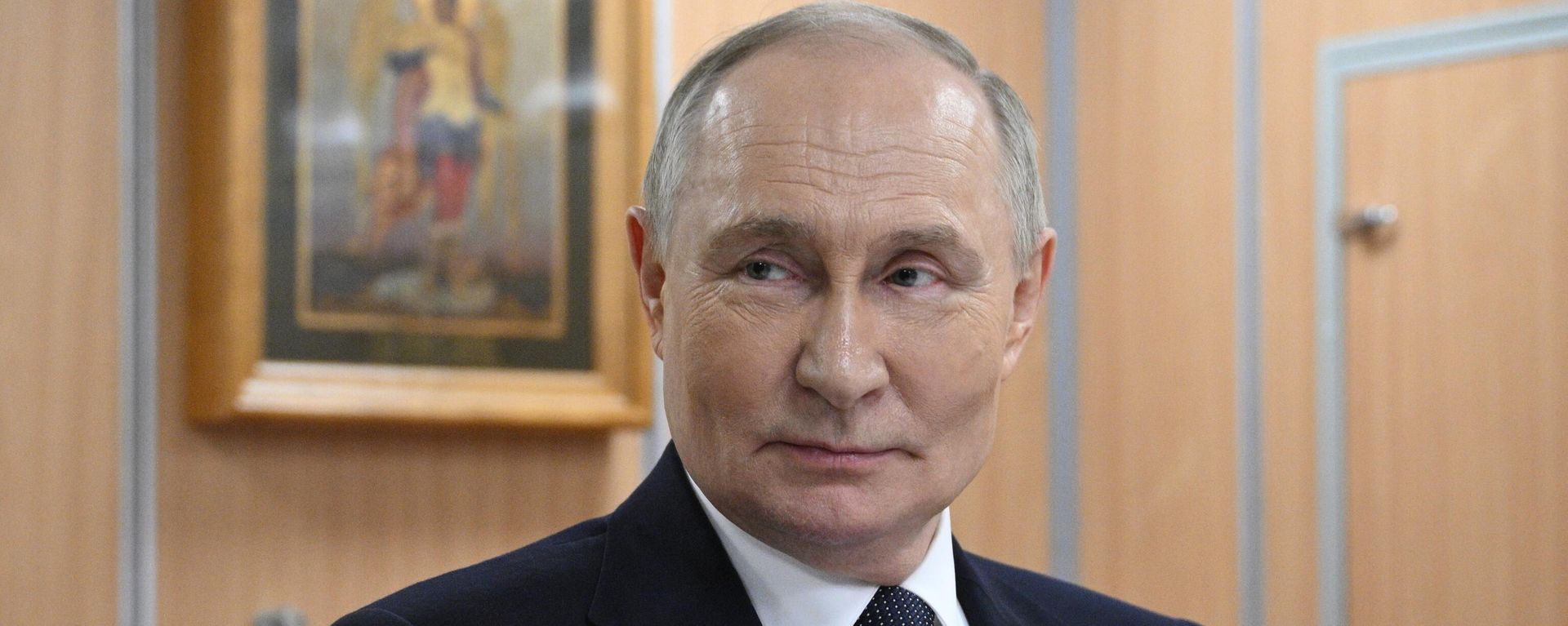 Рабочая поездка президента Владимира Путина в Мурманск - Sputnik International, 1920, 27.03.2025