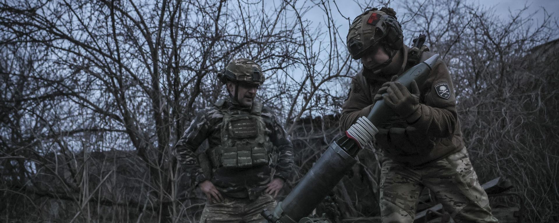 In this photo taken on March 16, 2025 and provided by Ukraine's 24th Mechanized Brigade press service, Ukrainian soldiers fire 120mm mortar towards Russian army positions near Chasiv Yar, Donetsk region, Ukraine, Sunday, March 16, 2025. - Sputnik International, 1920, 25.05.2025