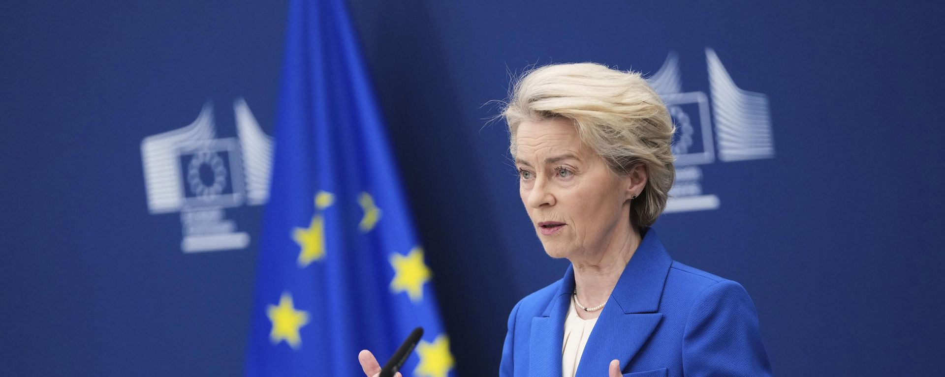 European Commission President Ursula von der Leyen speaks during a media conference on the defense package at EU headquarters in Brussels, Tuesday, March 4, 2025.  - Sputnik International, 1920, 21.10.2025