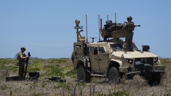U.S. Marines prepare a U.S. Marine Air Defense Integrated System (MADIS), before a live-fire joint Philippines and U.S. military exercise called Balikatan at a Philippine Navy training camp in San Antonio, Zambales province, northern Philippines, Sunday, April 27, 2025.  - Sputnik International