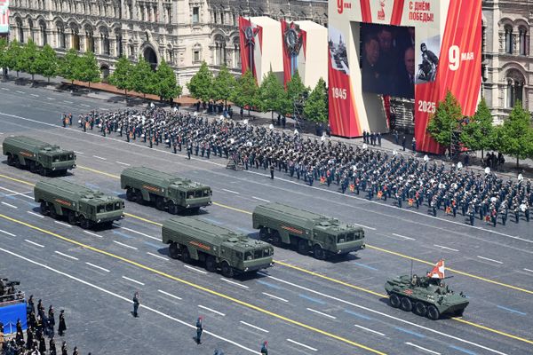 Iskander-M operational-tactical missile systems on Red Square in Moscow during the military parade dedicated to the 80th anniversary of Victory in the Great Patriotic War. Iskander-M operational-tactical missile systems on Red Square in Moscow during the military parade dedicated to the 80th anniversary of Victory in the Great Patriotic War. - Sputnik International