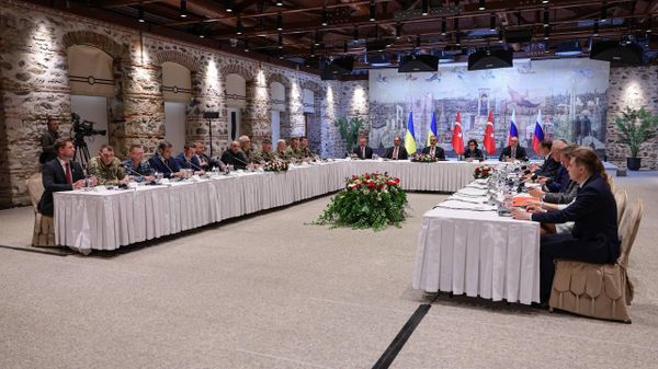 Negotiations Between Representatives of Russia, Ukraine, and Turkiye Begins in Istanbul - Sputnik International