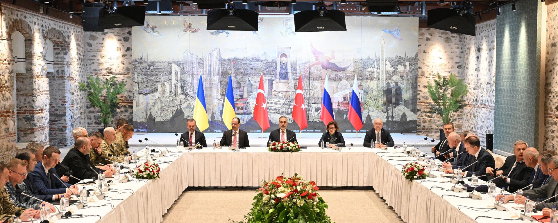 Russia-Ukraine negotiations in Istanbul. May 16, 2025 - Sputnik International, 1920, 30.05.2025