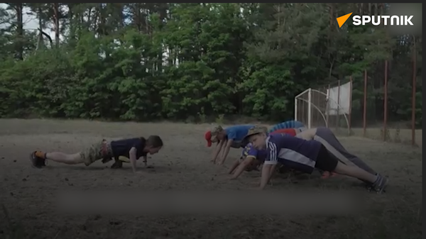 Zele-Jugend: Ukrainian Children Get Turned Into Neo-Nazi Goons - Sputnik International