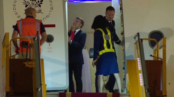 In this grab taken from video, France's President Emmanuel Macron prepares to disembark a plane on arrival, in Hanoi, Vietnam. - Sputnik International