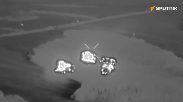 Russia's Ministry of Defense publishes footage from Stroyevka in the Kharkov region - Sputnik International