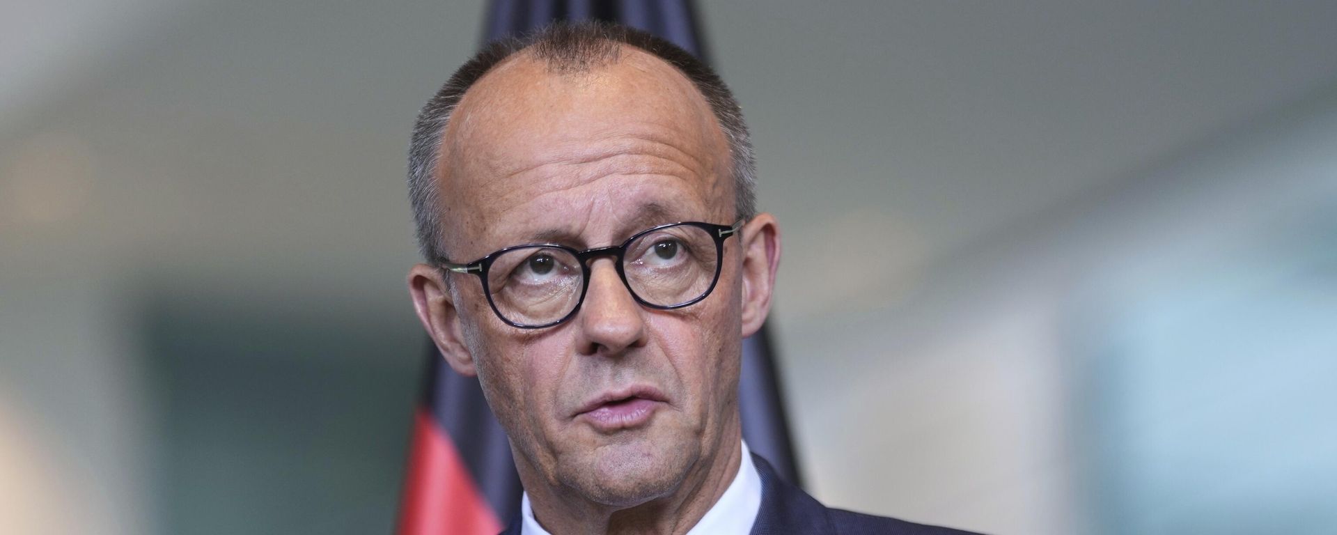 Germany's Chancellor Friedrich Merz attends a news conference at the chancellery in Berlin, Germany, Wednesday, May 28, 2025. - Sputnik International, 1920, 15.02.2026