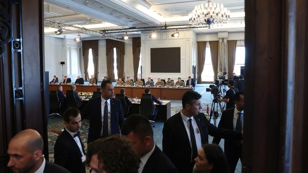 Members of delegations attend a second round of direct talks between Russia and Ukraine at the Ciragan Palace in Istanbul, Turkiye. - Sputnik International
