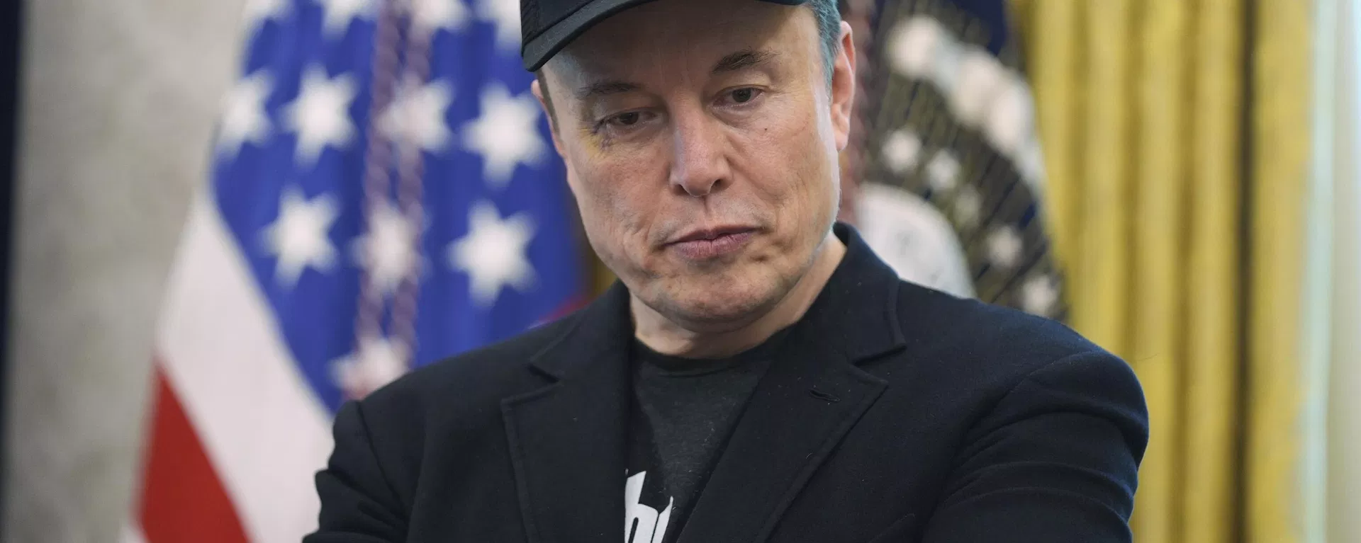 Elon Musk attends a news conference with President Donald Trump in the Oval Office of the White House, Friday, May 30, 2025, in Washington. Elon Musk attends a news conference with President Donald Trump in the Oval Office of the White House, Friday, May 30, 2025, in Washington. - Sputnik International, 1920, 25.10.2026