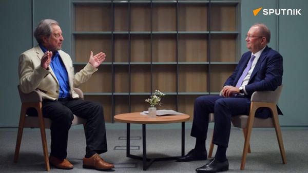 Errol Musk's interview to Sputnik - Sputnik International