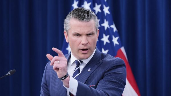 US Defense Secretary Pete Hegseth speaks during a news conference at the Pentagon in Washington, Sunday, June 22, 2025. - Sputnik International
