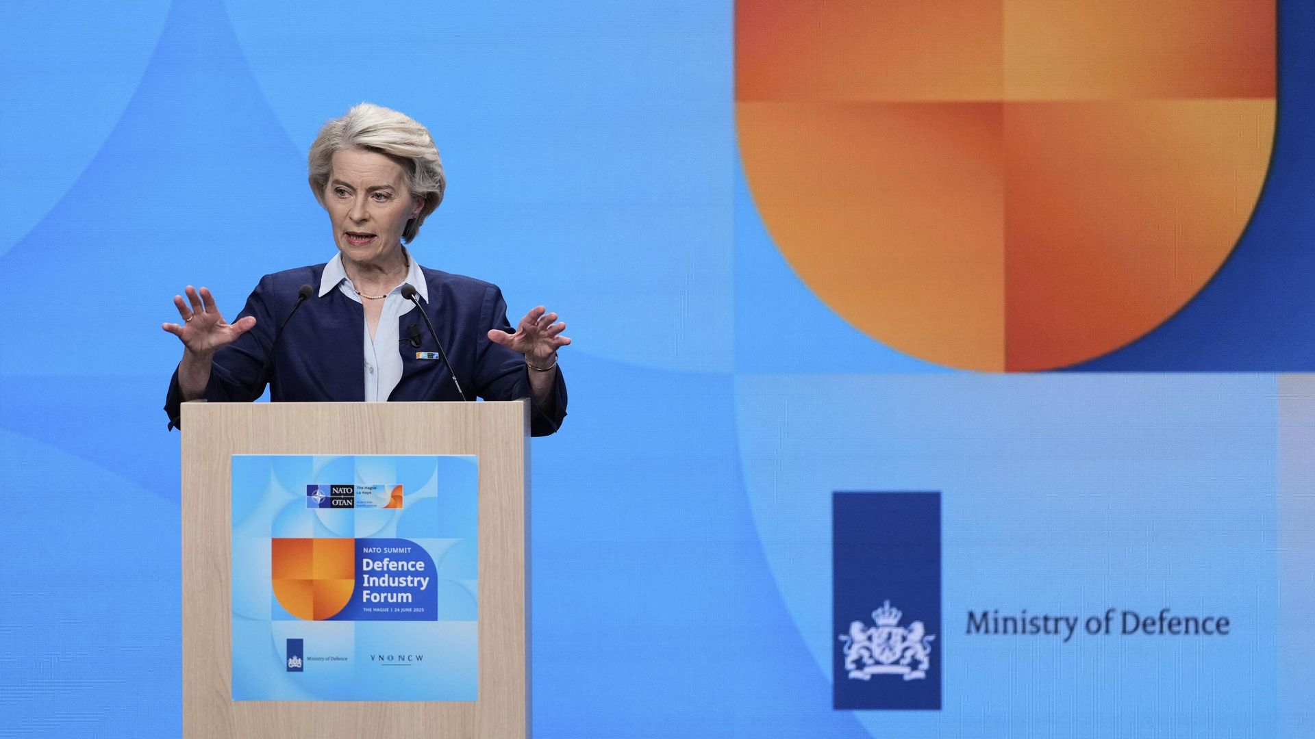 European Commission President Ursula von der Leyen addresses the audience during the NATO defense forum on the sidelines of the NATO summit in The Hague, Netherlands, Tuesday, June 24, 2025. European Commission President Ursula von der Leyen addresses the audience during the NATO defense forum on the sidelines of the NATO summit in The Hague, Netherlands, Tuesday, June 24, 2025. - Sputnik International, 1920, 26.06.2025