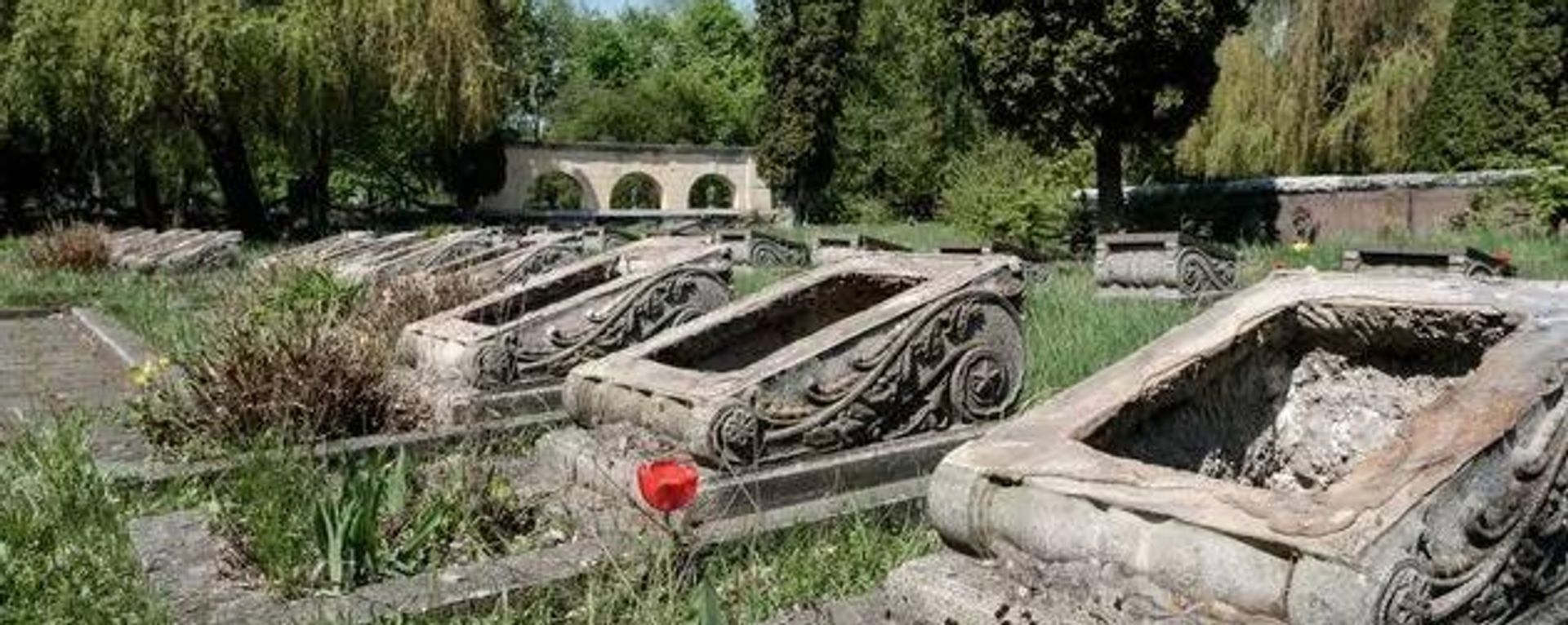 Soviet memorial destroyed by Lvov authorities - Sputnik International, 1920, 17.07.2025